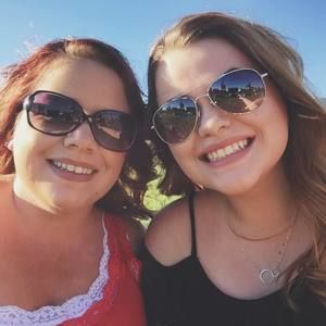 Meet your Posher, Kasie